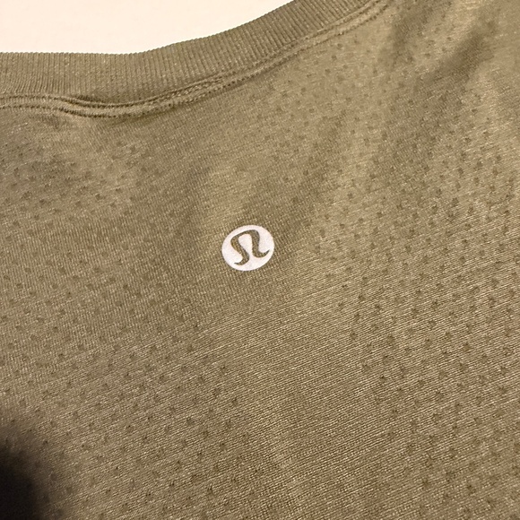 NWT Lululemon Swiftly Relaxed Long-Sleeve Shirt *Hip Length Army Green Size 8 - Picture 6 of 6